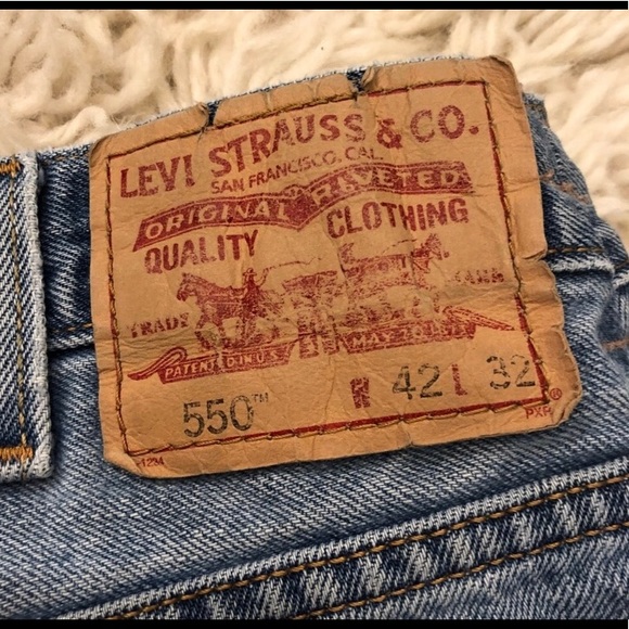 Levi’s Denim Skirt - Picture 3 of 5